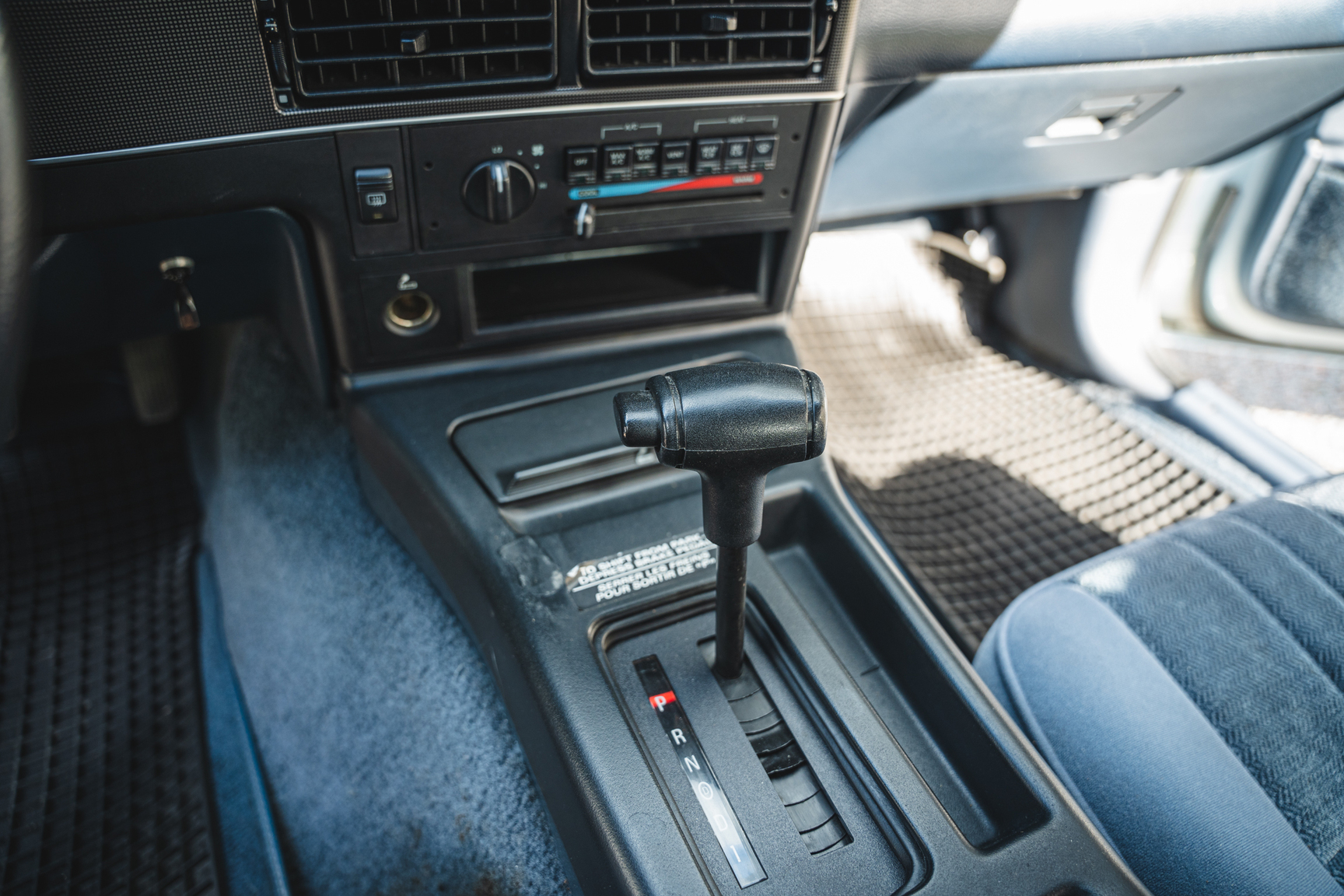 Interiörbild 1991 Ford Thunderbird (19)