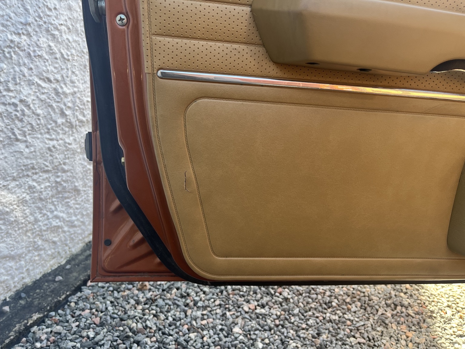 Interior image of 1977 BMW 518 (20)