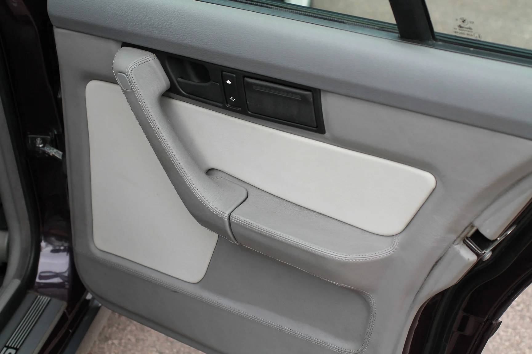 Interiörbild 1993 BMW M5 Touring 3.8 Manual (16)