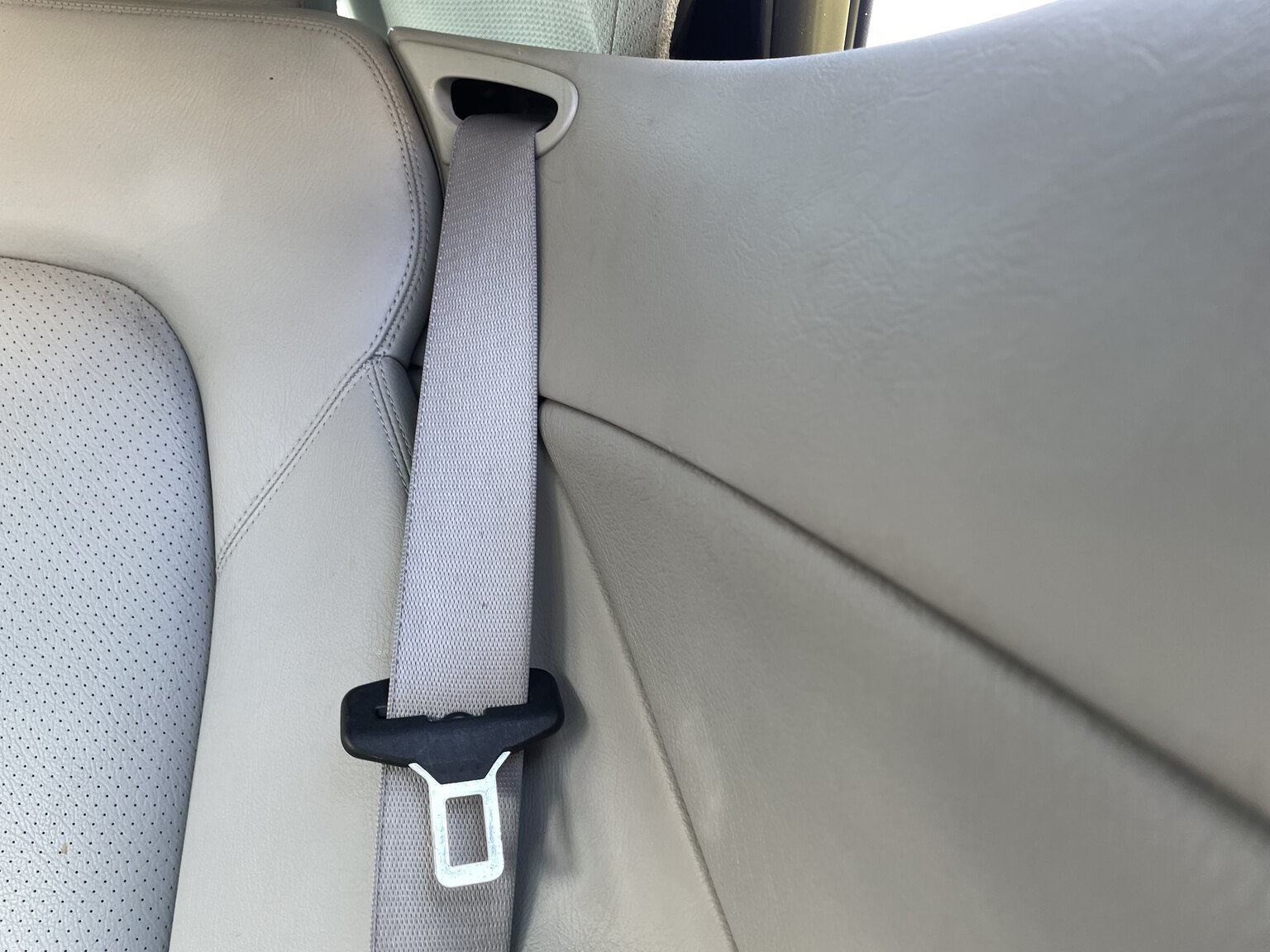 Interior image of 2001 Mercedes-Benz CLK 230 Kompressor
