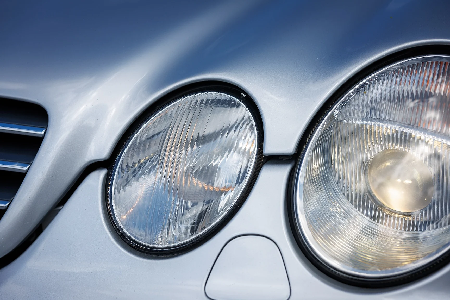 Exteriörbild på 2000 Mercedes-Benz CL 600 (18)