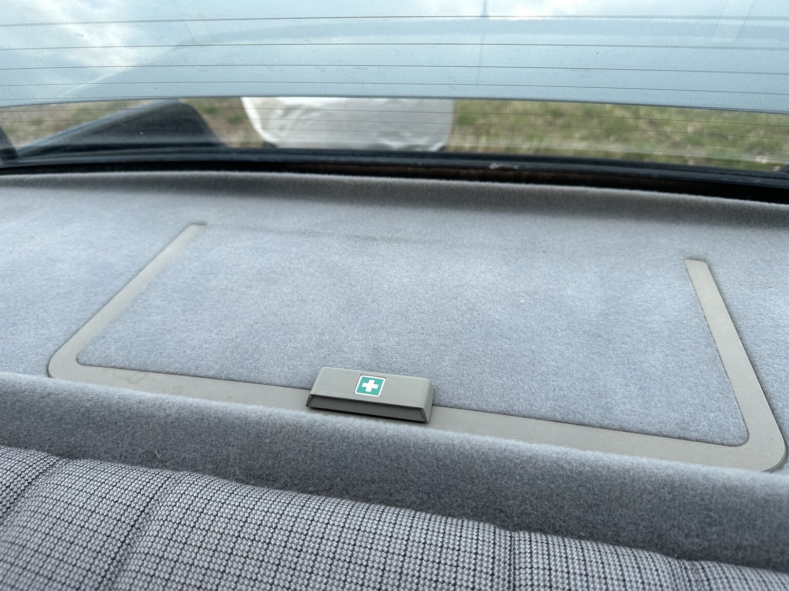 Interior image of 1988 Mercedes-Benz 190 E