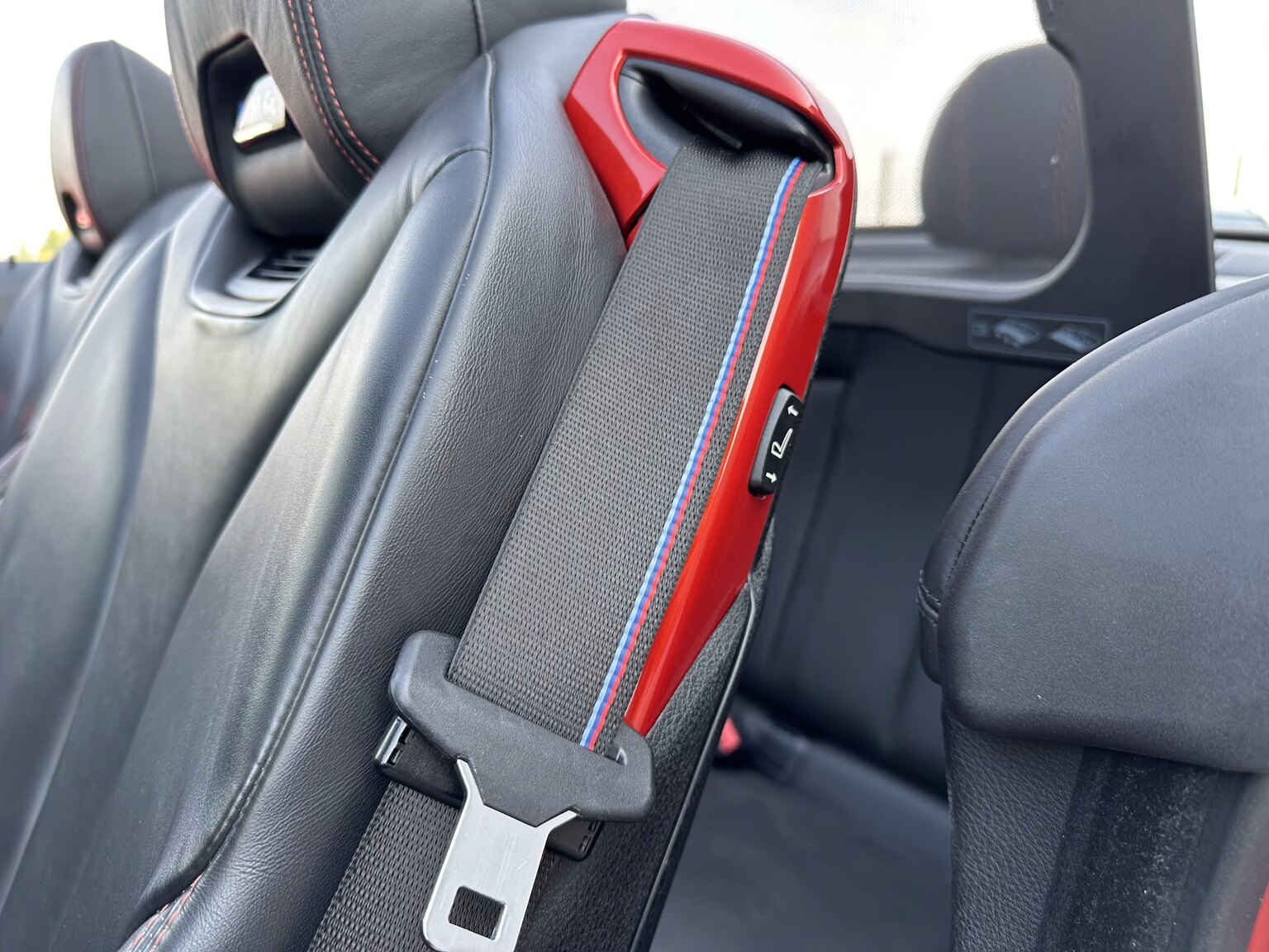 Interiörbild 2018 BMW M4 Competition Convertible F83 Manual