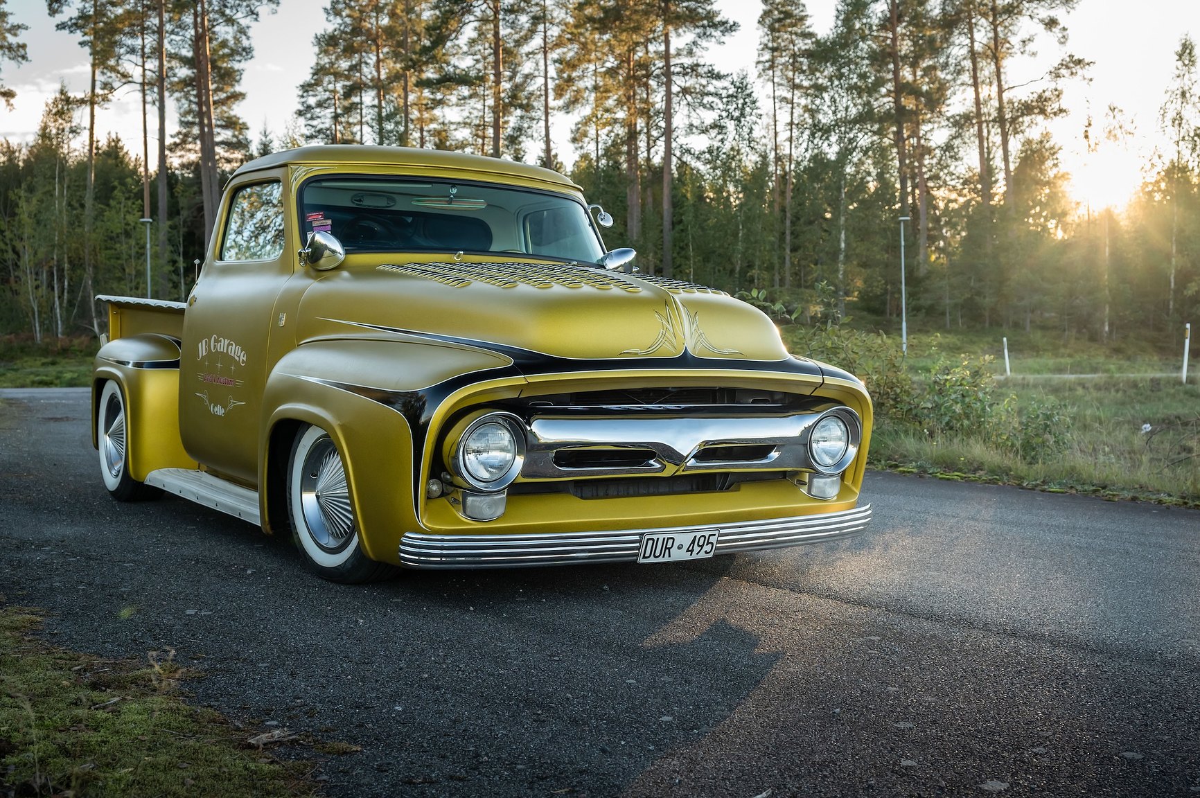 Exteriörbild på 1955 Ford F-100 Kustom