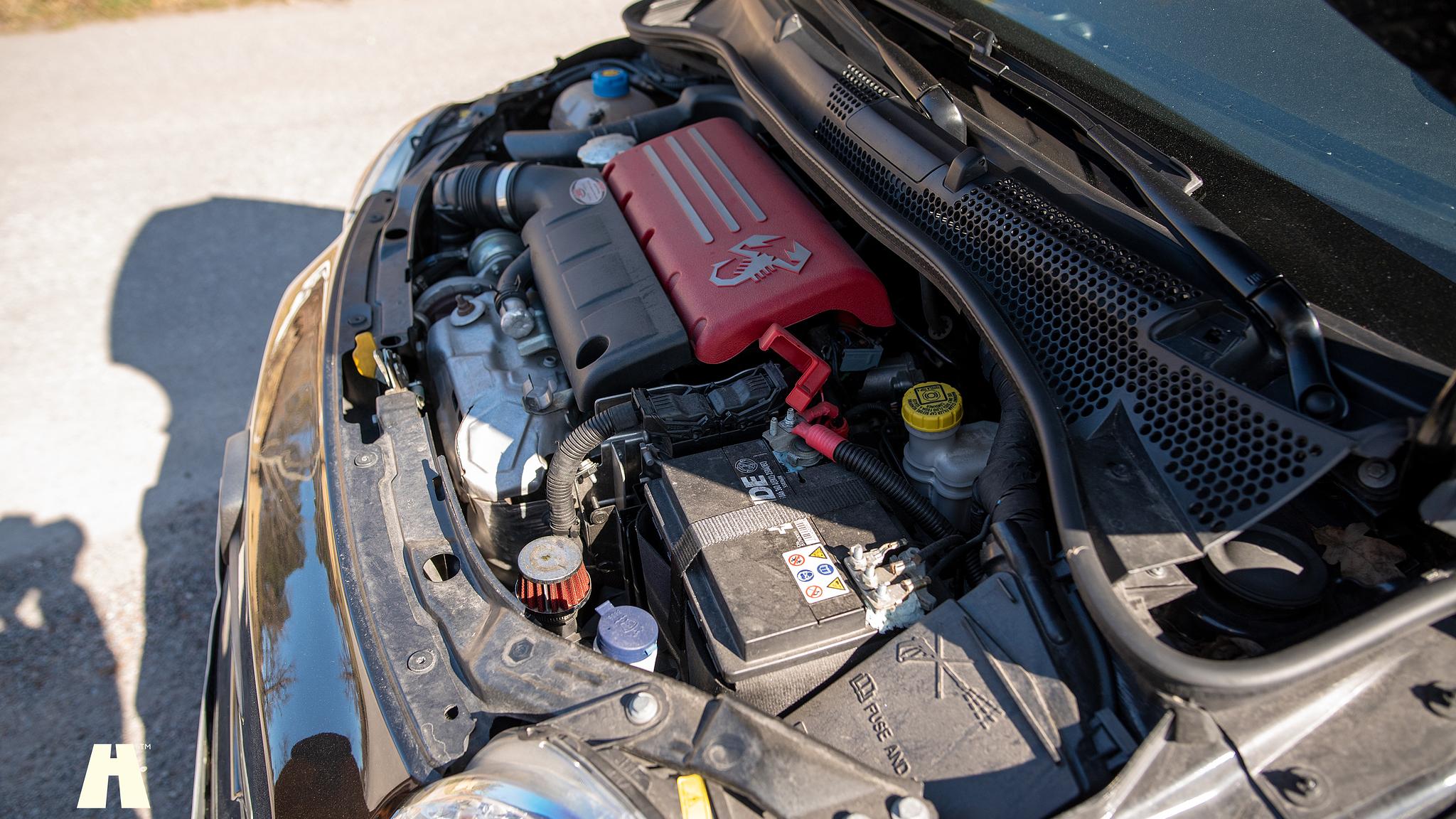 Image of 2016 Abarth 595 Competizione (14) mechanics