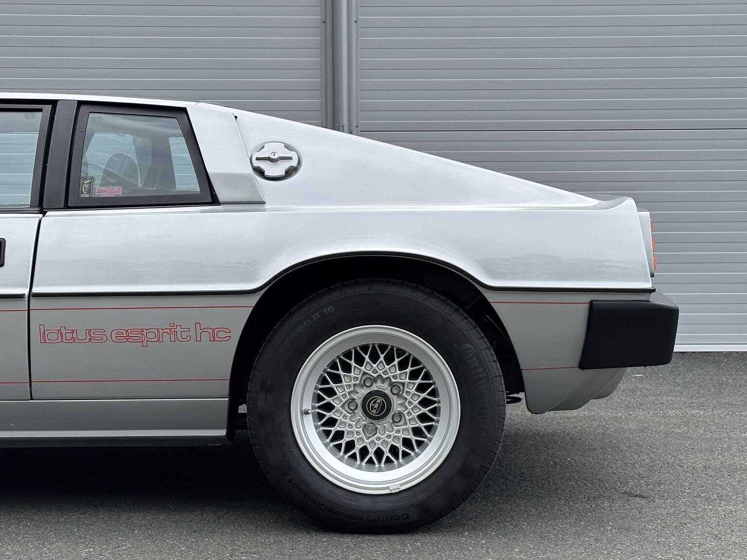 Exteriörbild på 1987 Lotus Esprit S3