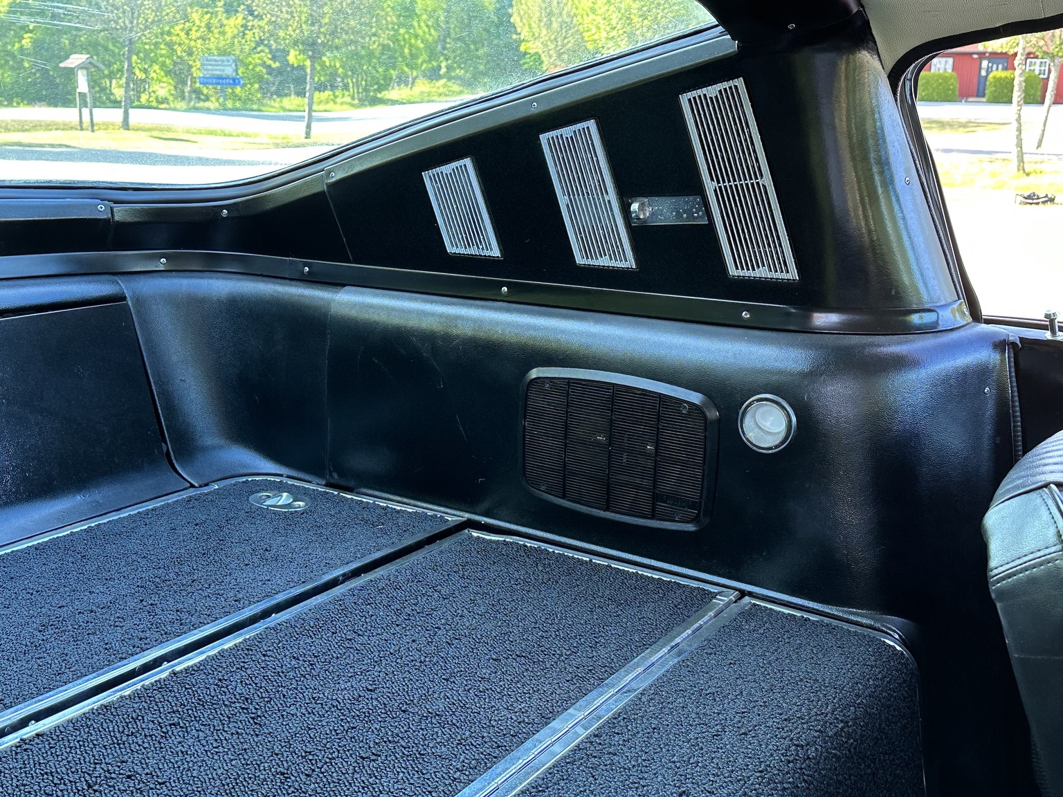 Interior image of 1965 Ford Mustang 289 Fastback