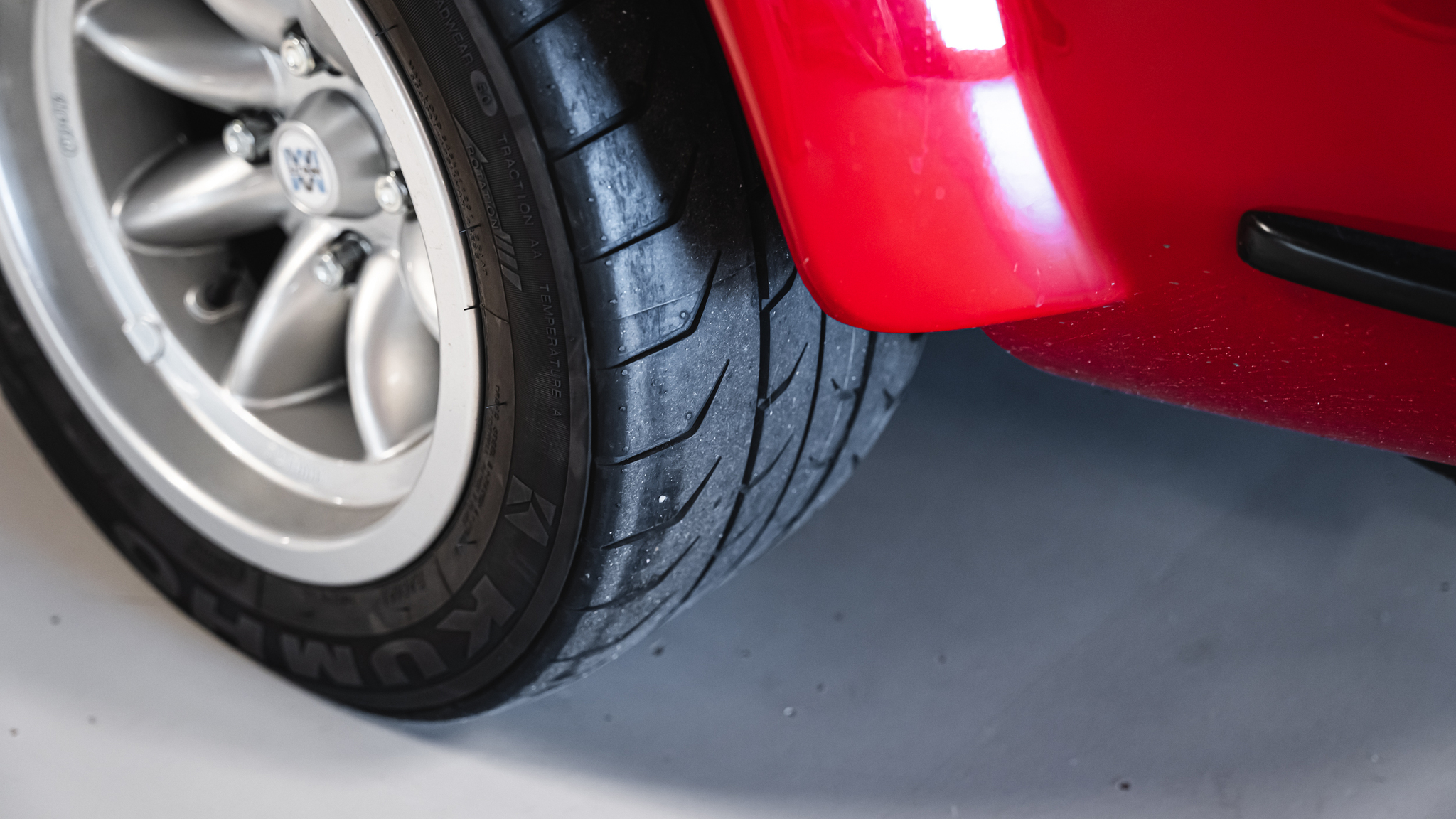 Exterior image of 1970 Marcos GT (58)