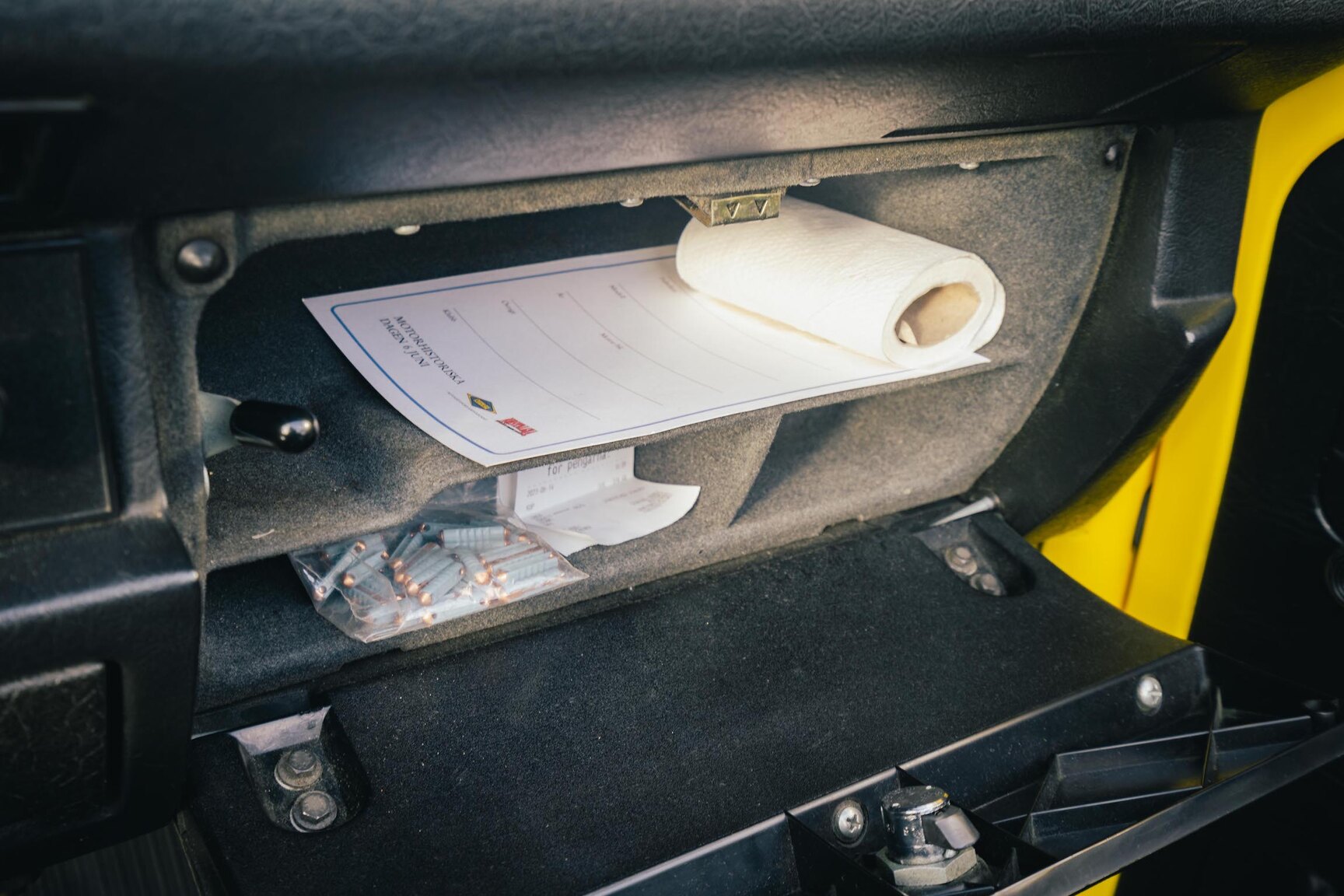 Innenraumfoto von 1973 Volkswagen Bubbla Karmann 1303 LS (11)