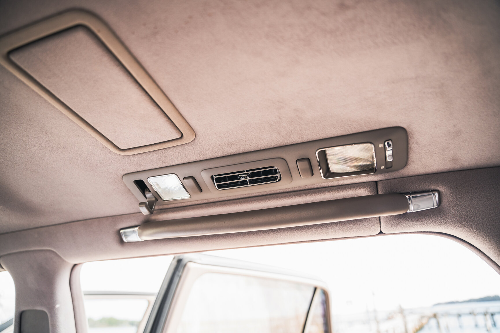 Interiörbild 2000 Toyota Century