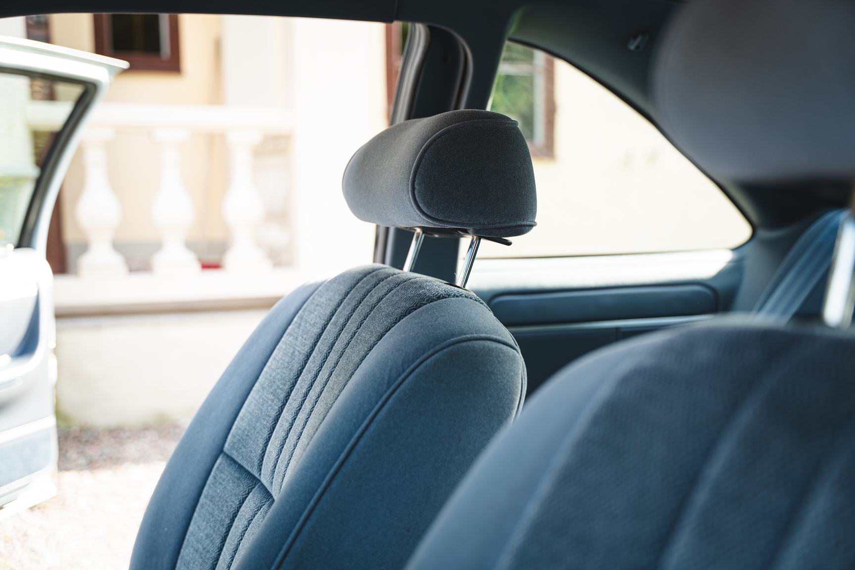 Interior image of 1991 Ford Thunderbird (32)