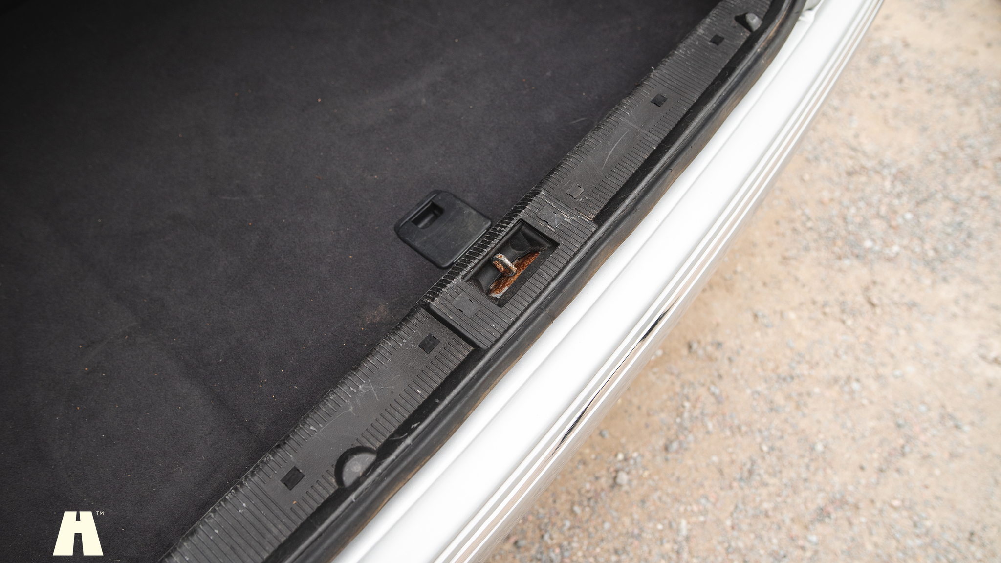 Innenraumfoto von 2000 Mercedes E430