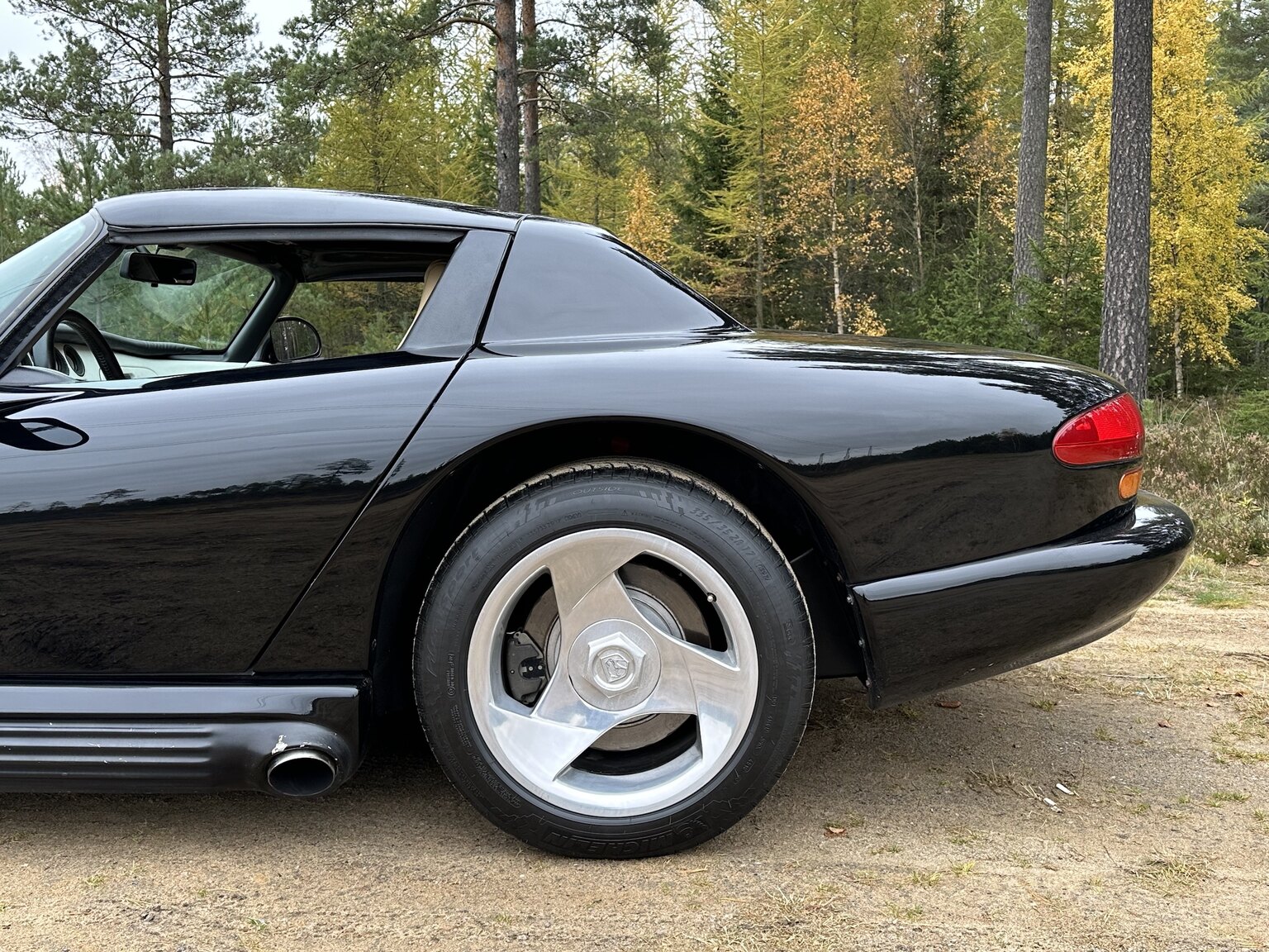 Exteriörbild på 1994 Chrysler Viper RT/10