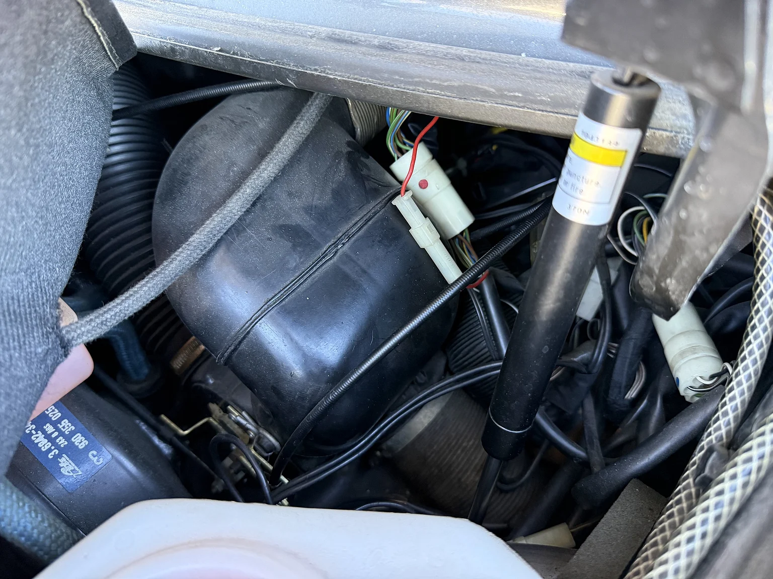 Innenraumfoto von 1989 Porsche 911 / 930 3.3 Turbo 5-speed (64)