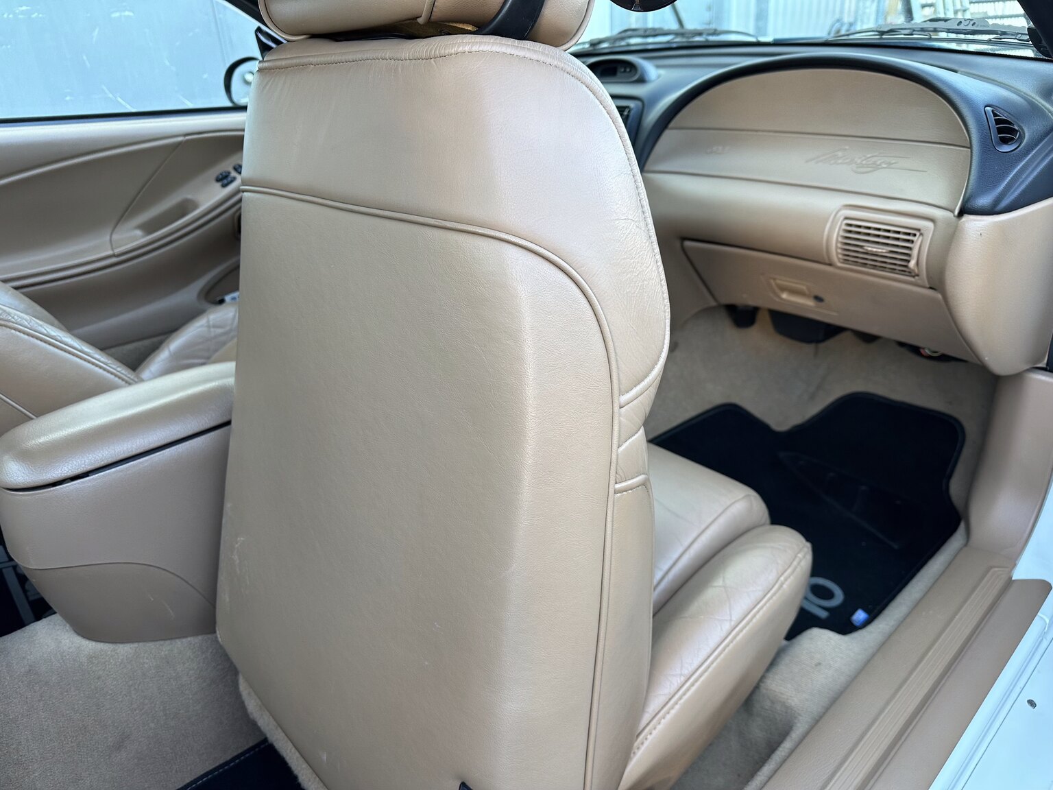 Interior image of 1997 Ford Mustang Saleen S-281 Cobra