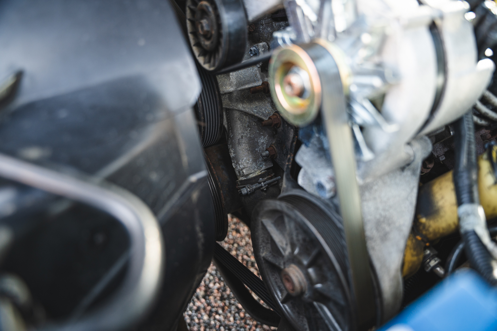 Image of 1991 Ford Thunderbird (25) mechanics