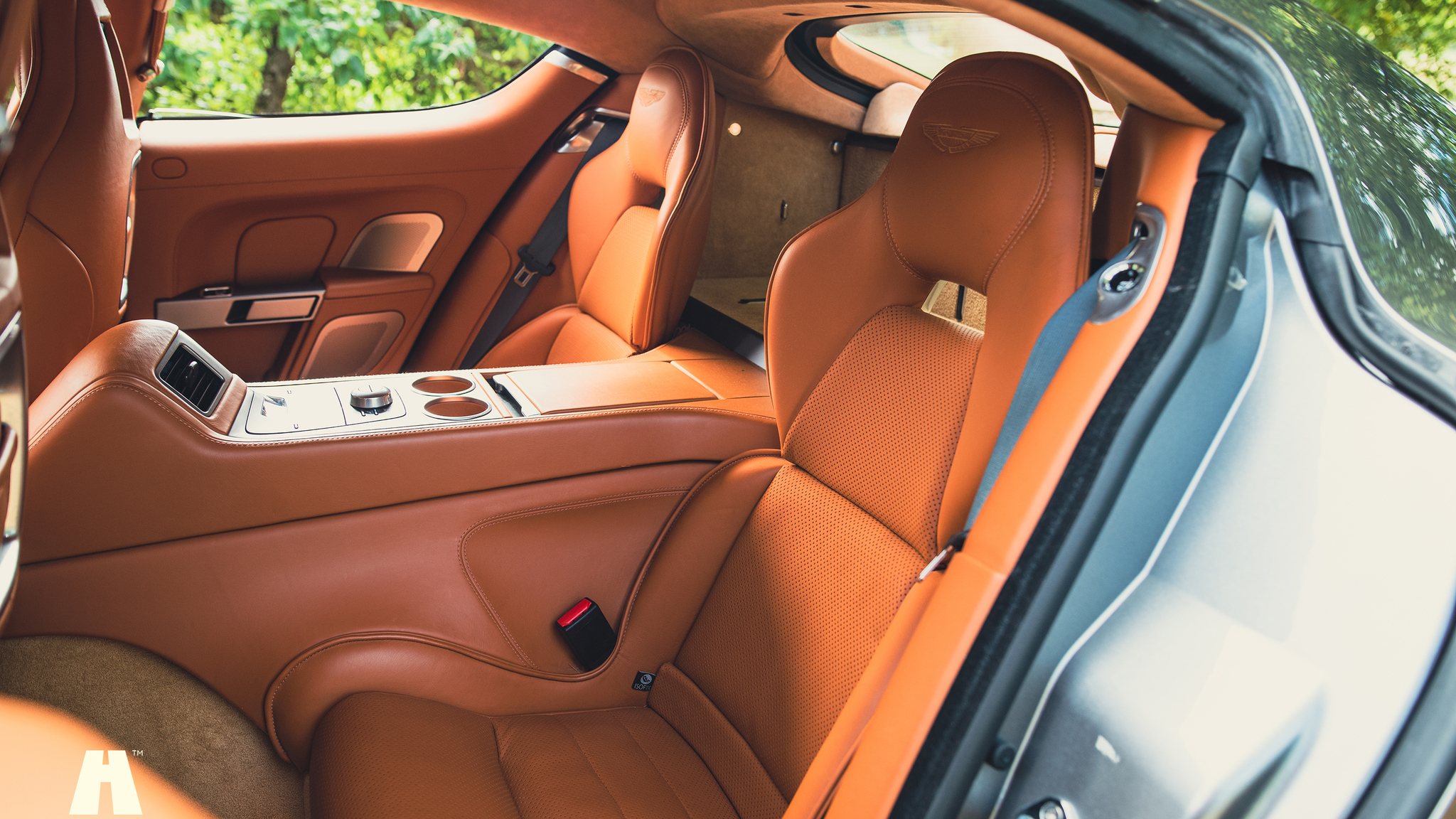 Innenraumfoto von 2014 Aston Martin Rapide S