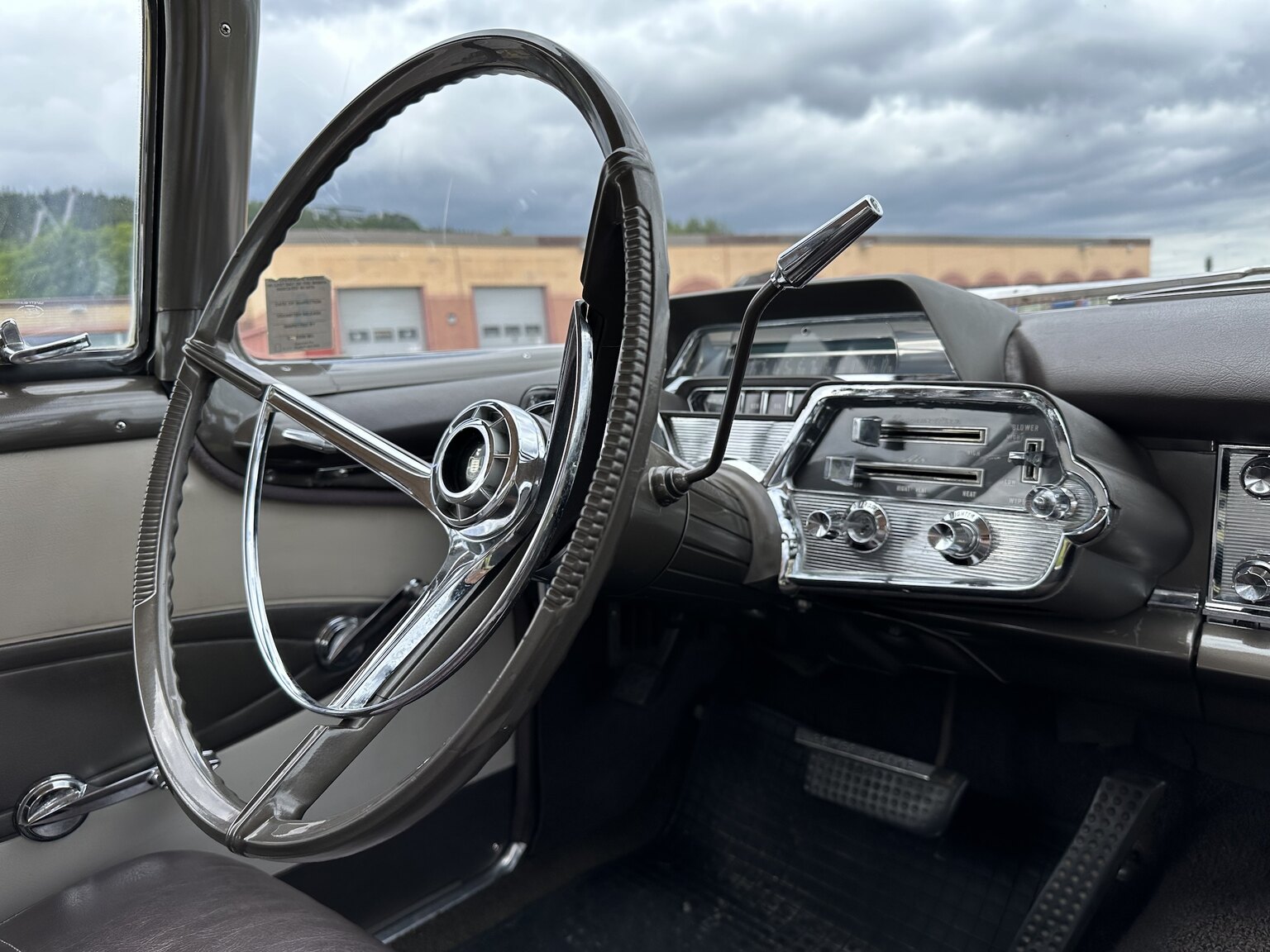 Interior image of 1959 Mercury Monterey 4-door Hardtop Cruiser