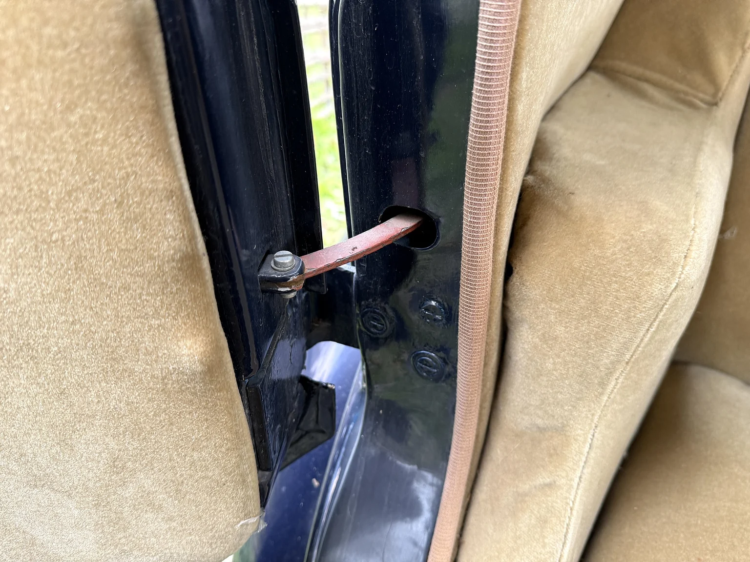 Interior image of 1936 Ford 214A Fordor (36)