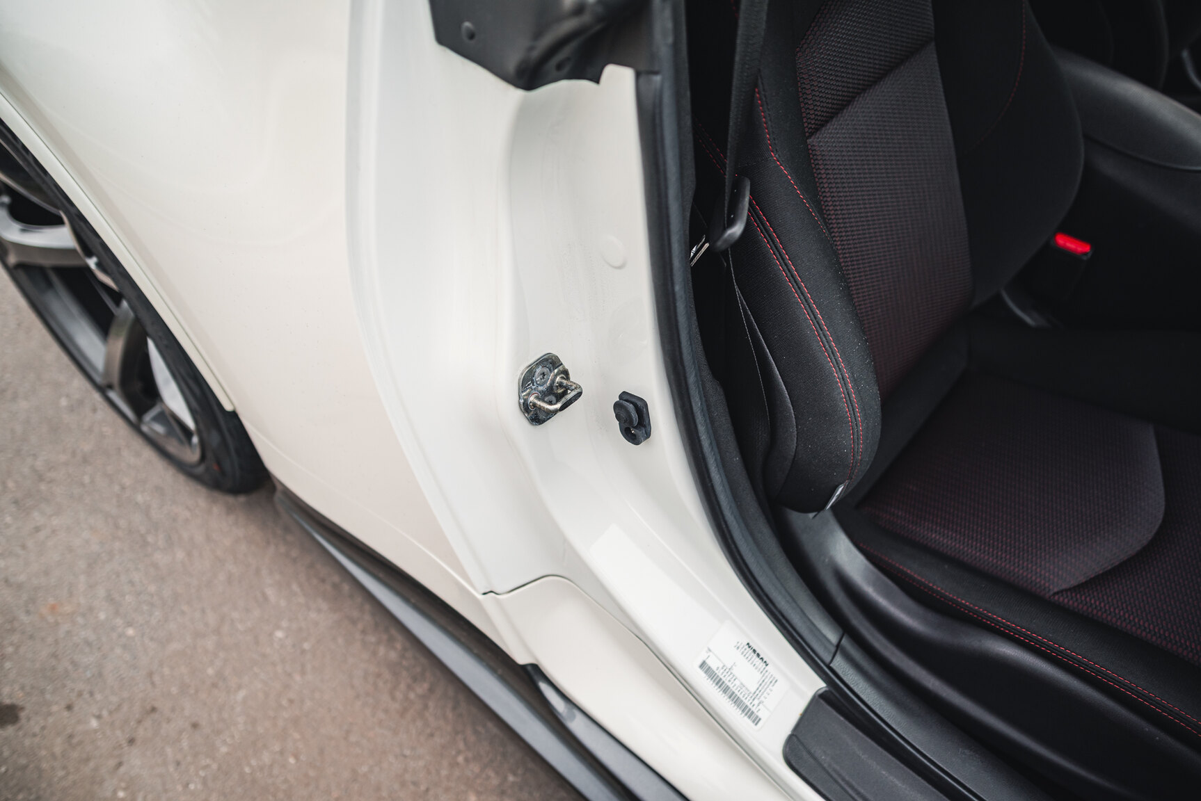 Interior image of 2014 Nissan 370Z Nismo