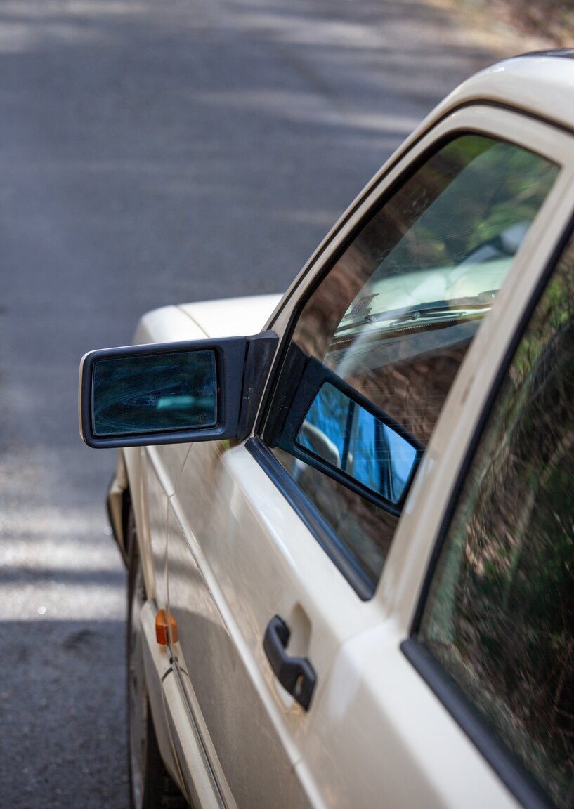 Exteriörbild på 1993 Mercedes-Benz 190 E 2.0
