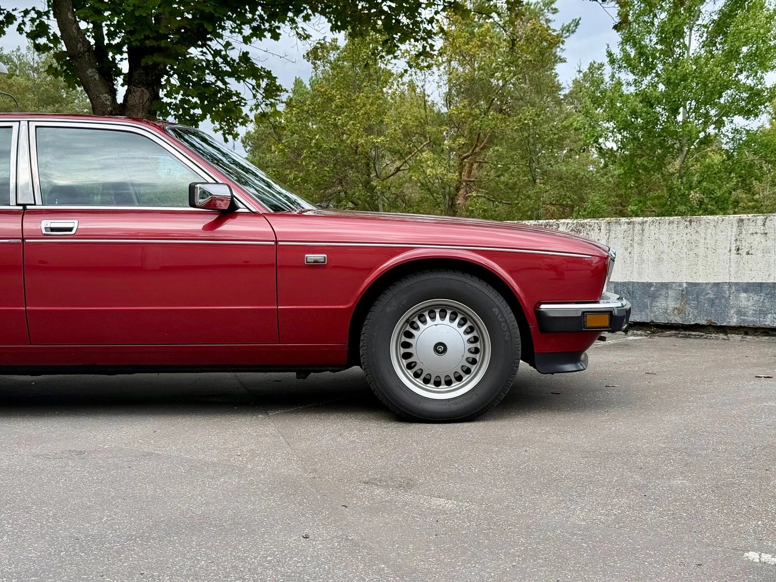 Aussenfoto 1988 Daimler Six (9)