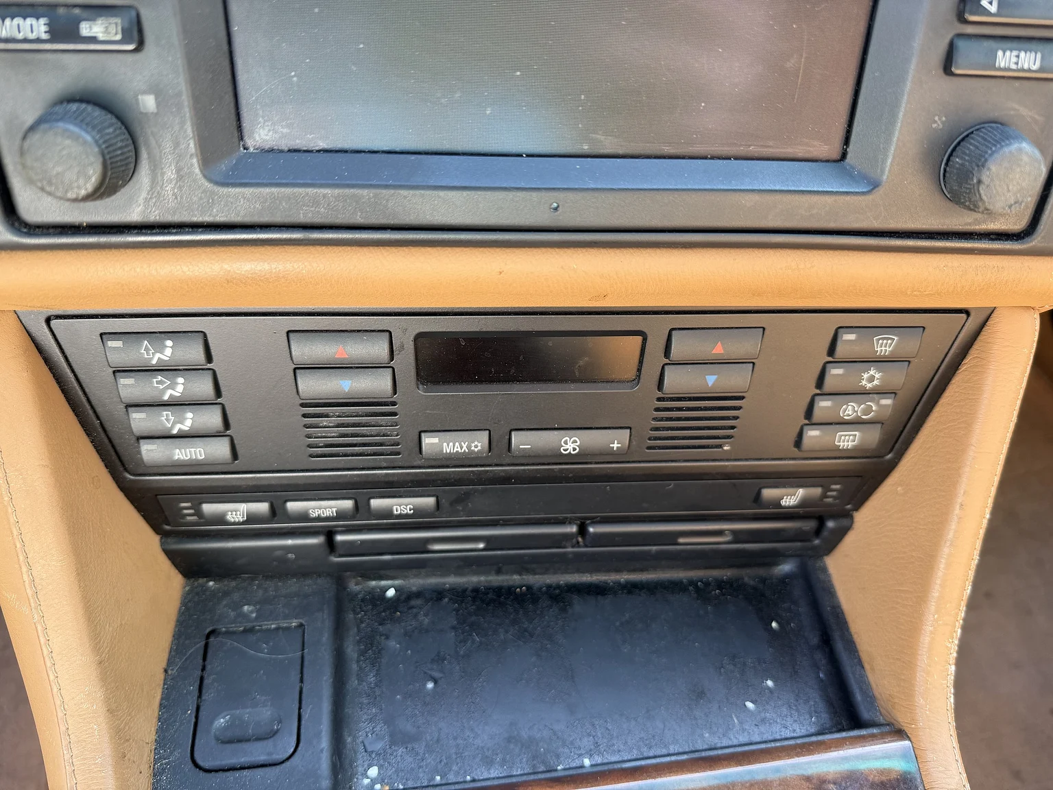 Interior image of 2001 BMW M5 E39 LCI (26)