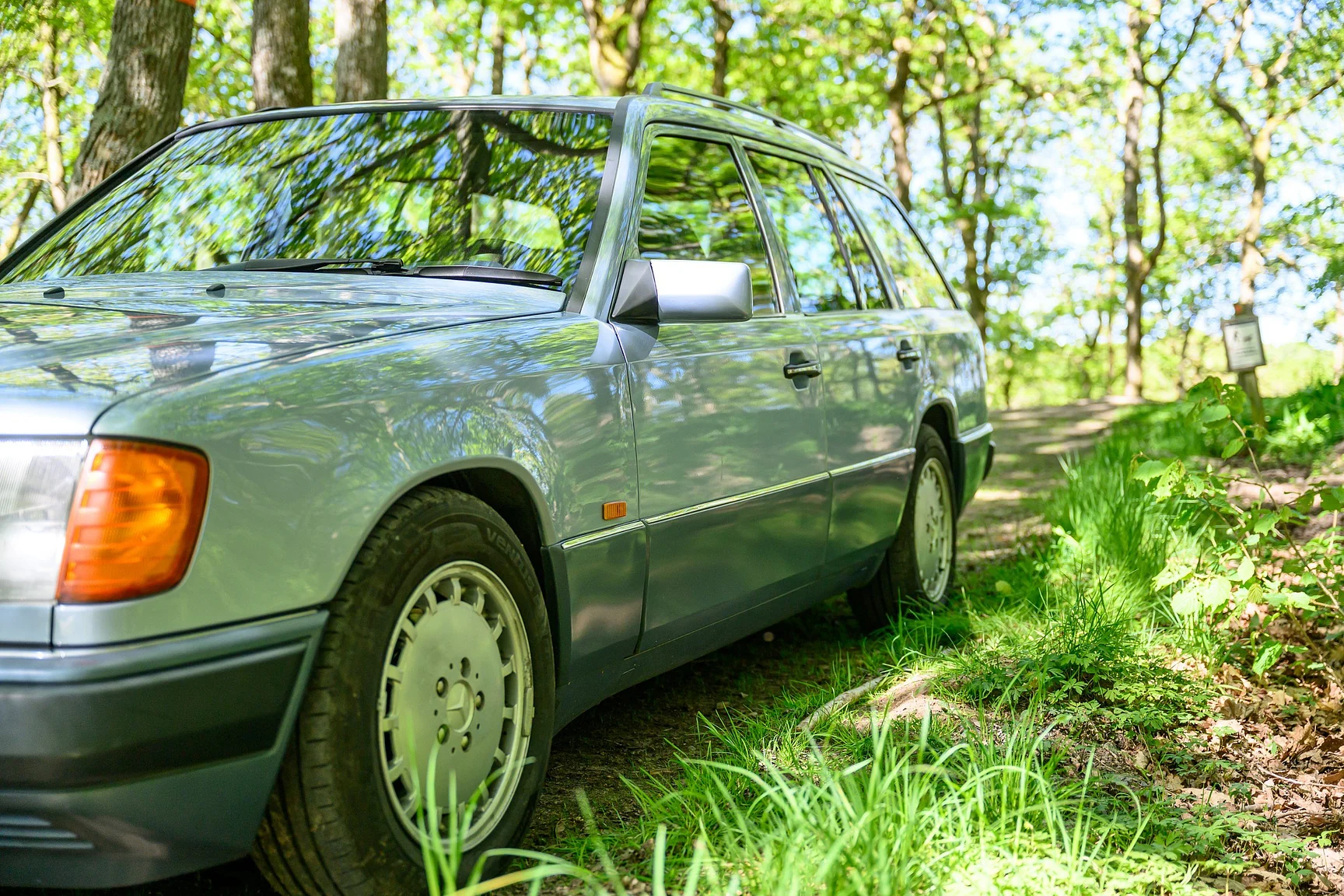 Exteriörbild på 1992 Mercedes-Benz 300 TE (13)
