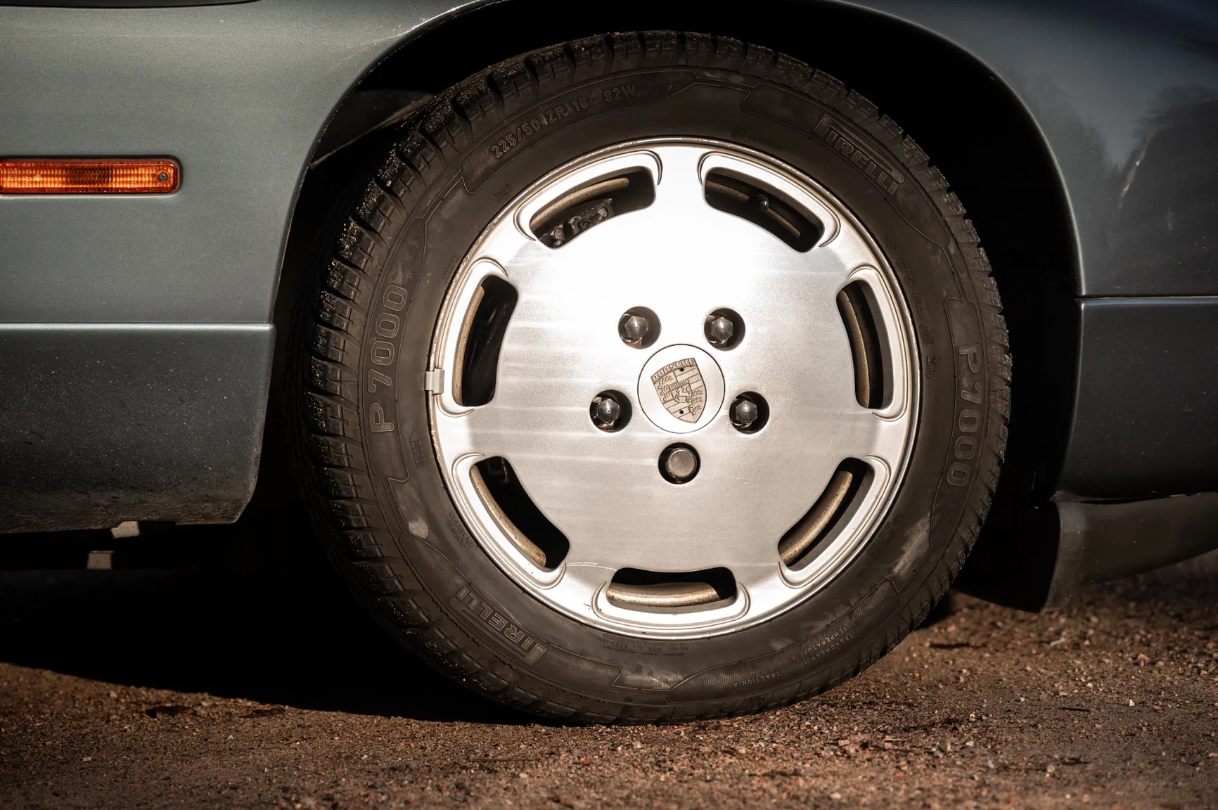 Aussenfoto 1988 Porsche 928 S4 (43)