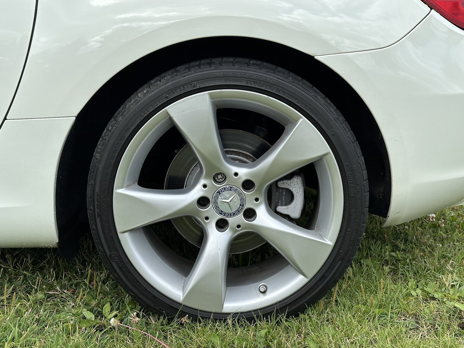 Exteriörbild på 2012 Mercedes-Benz SLK 350