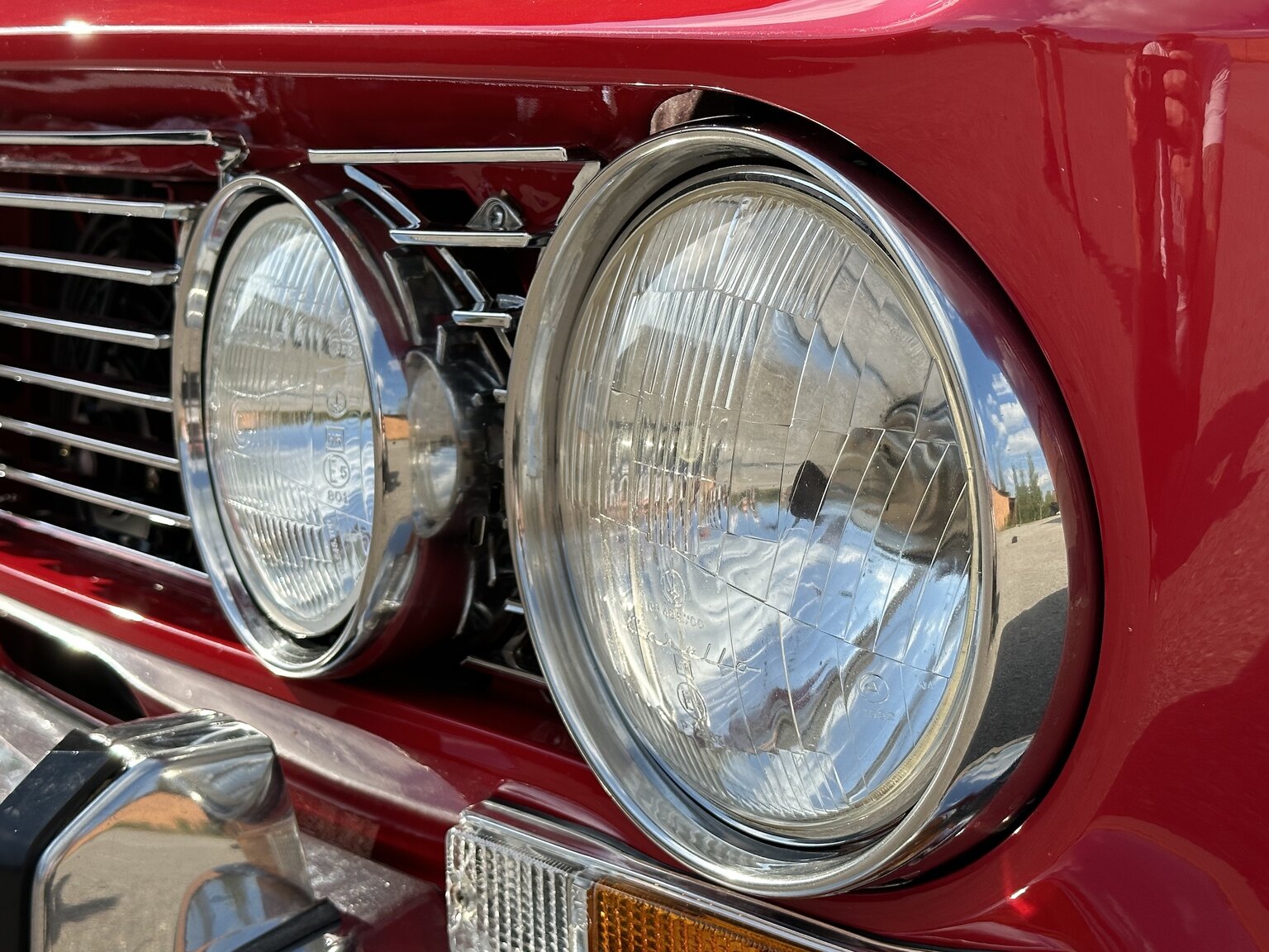 Exteriörbild på 1972 Alfa Romeo 2000 GTV Bertone Coupé