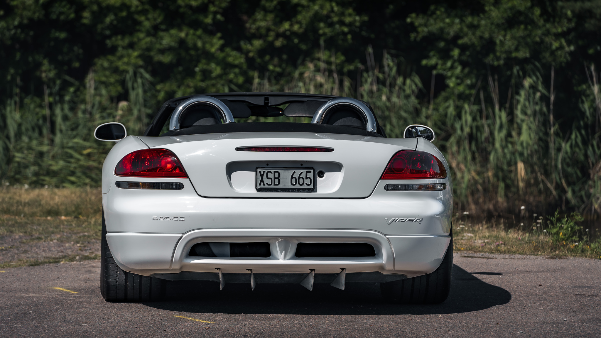 Exteriörbild på 2004 Dodge Viper Mamba Edition