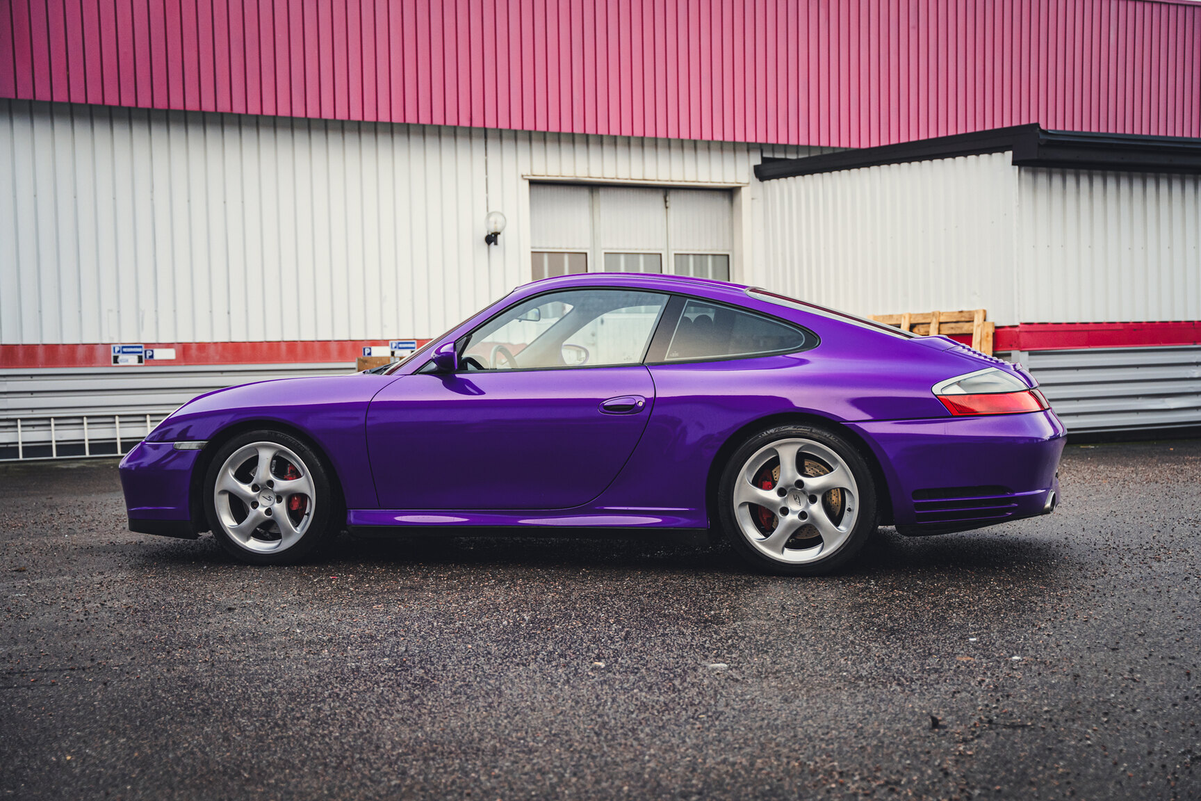 Exteriörbild på 2002 Porsche 996 4S - Ett sista race