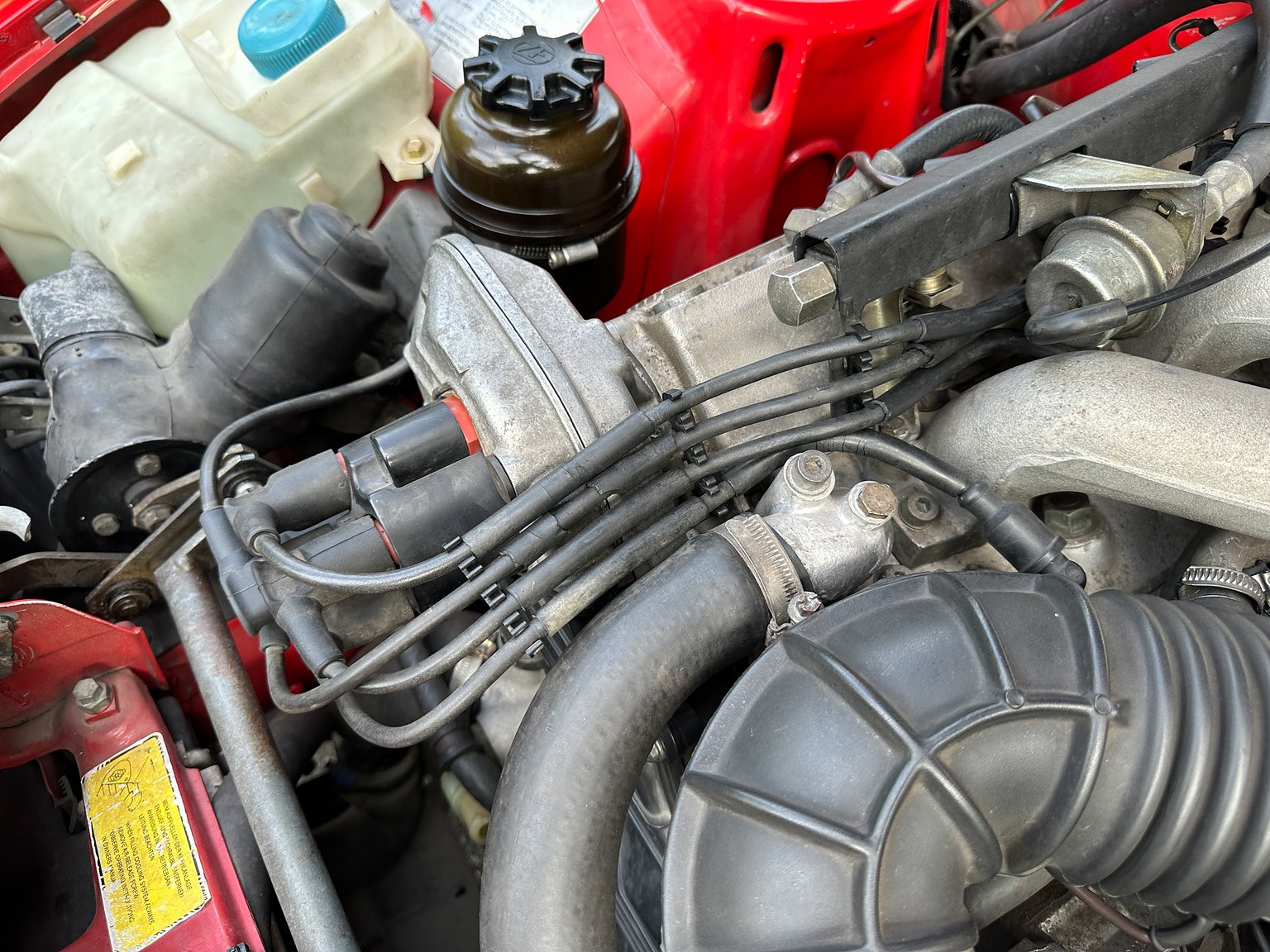 Image of 1988 Porsche 944 mechanics