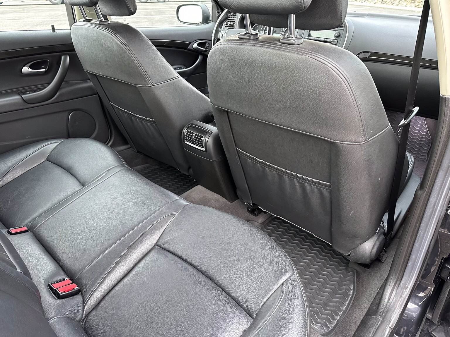 Interior image of 2008 Saab 9-3 Turbo X