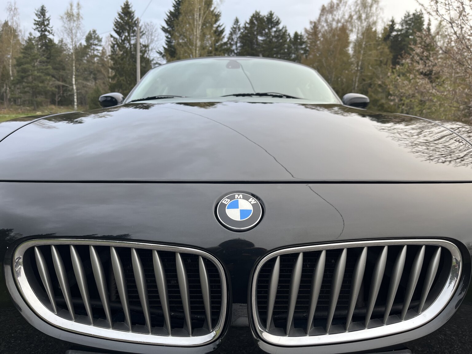 Exterior image of 2007 BMW Z4 3.0Si Coupé