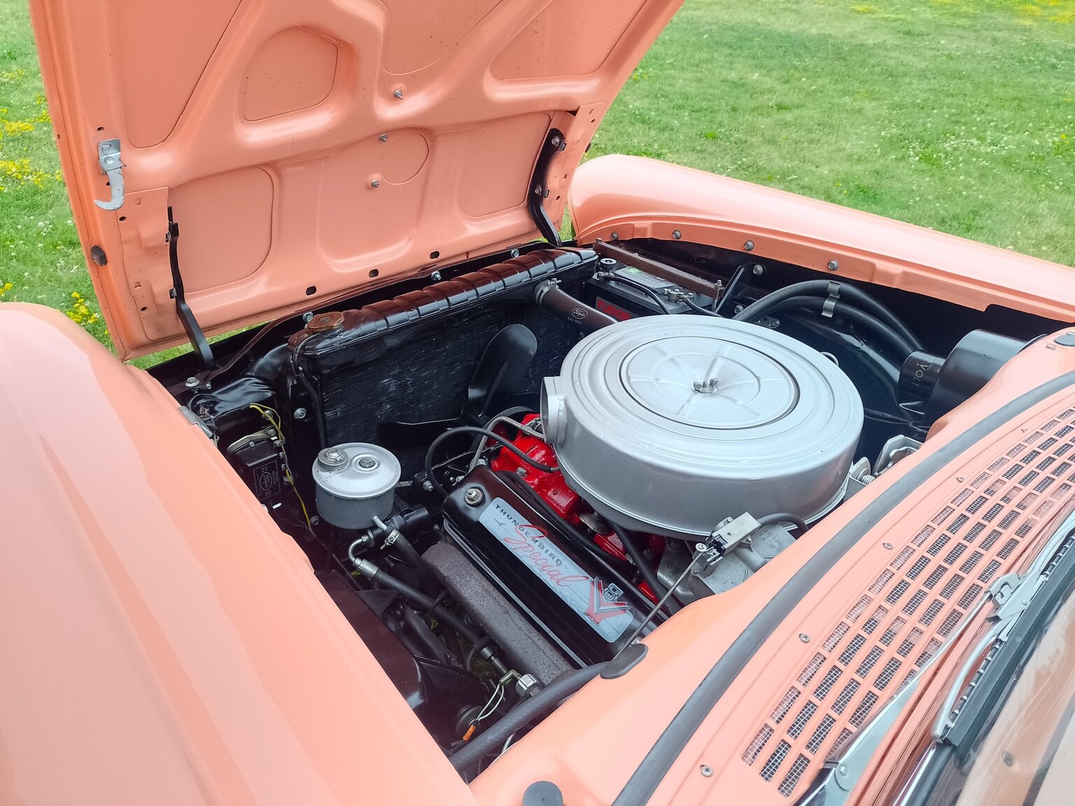 Image of 1957 Ford Fairlane 500 Skyliner Retract mechanics