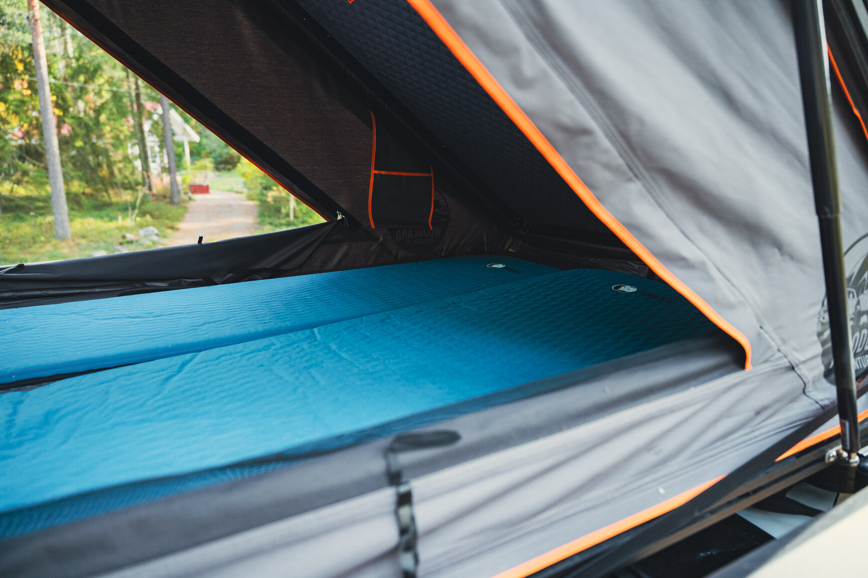 Exteriörbild på 2017 Dodge Ram 1500 AEV (32)