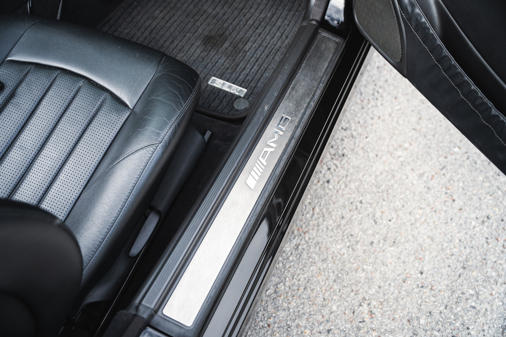 Innenraumfoto von 2001 Mercedes-Benz SLK 32 AMG