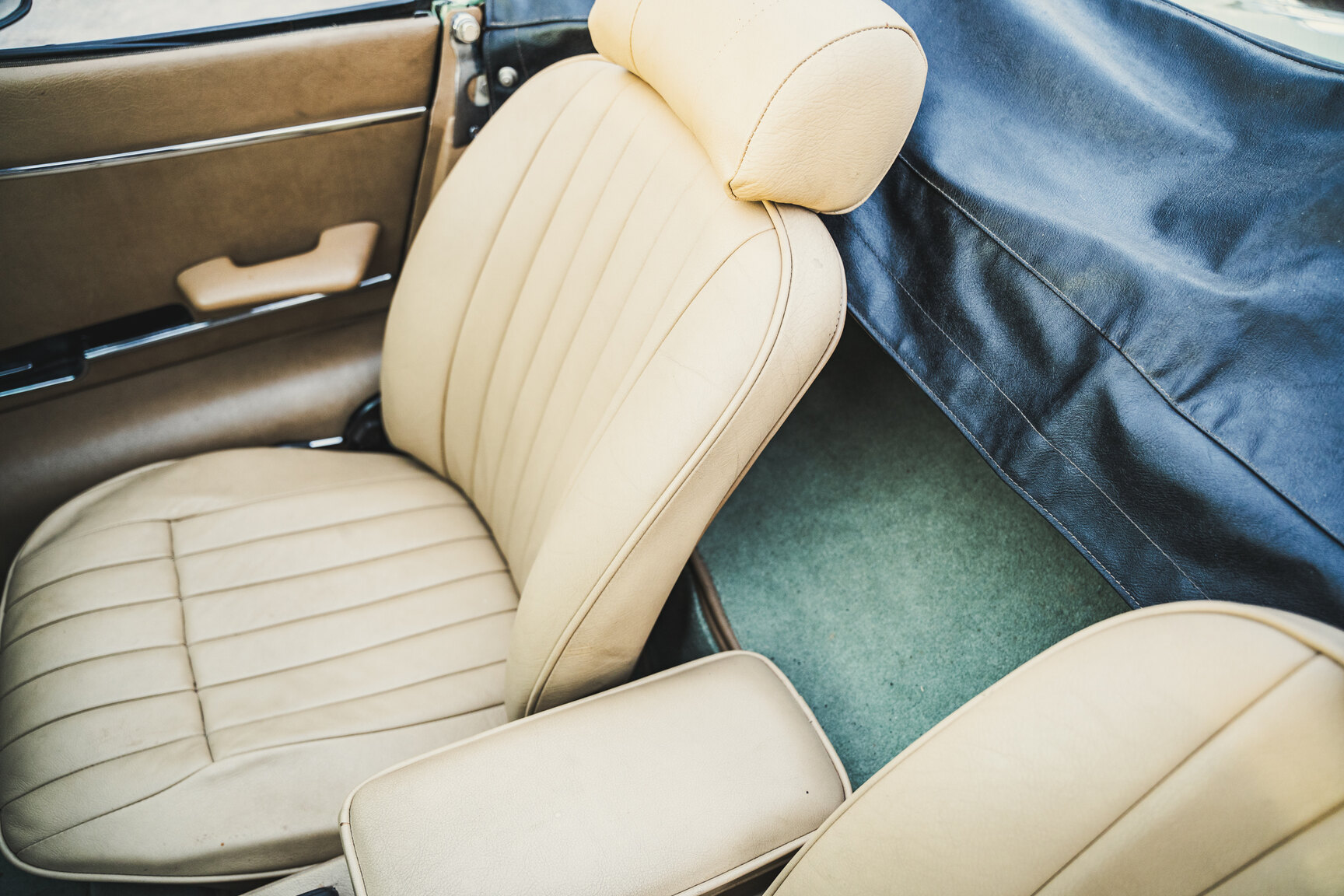 Innenraumfoto von 1970 Jaguar E-Type Roadster