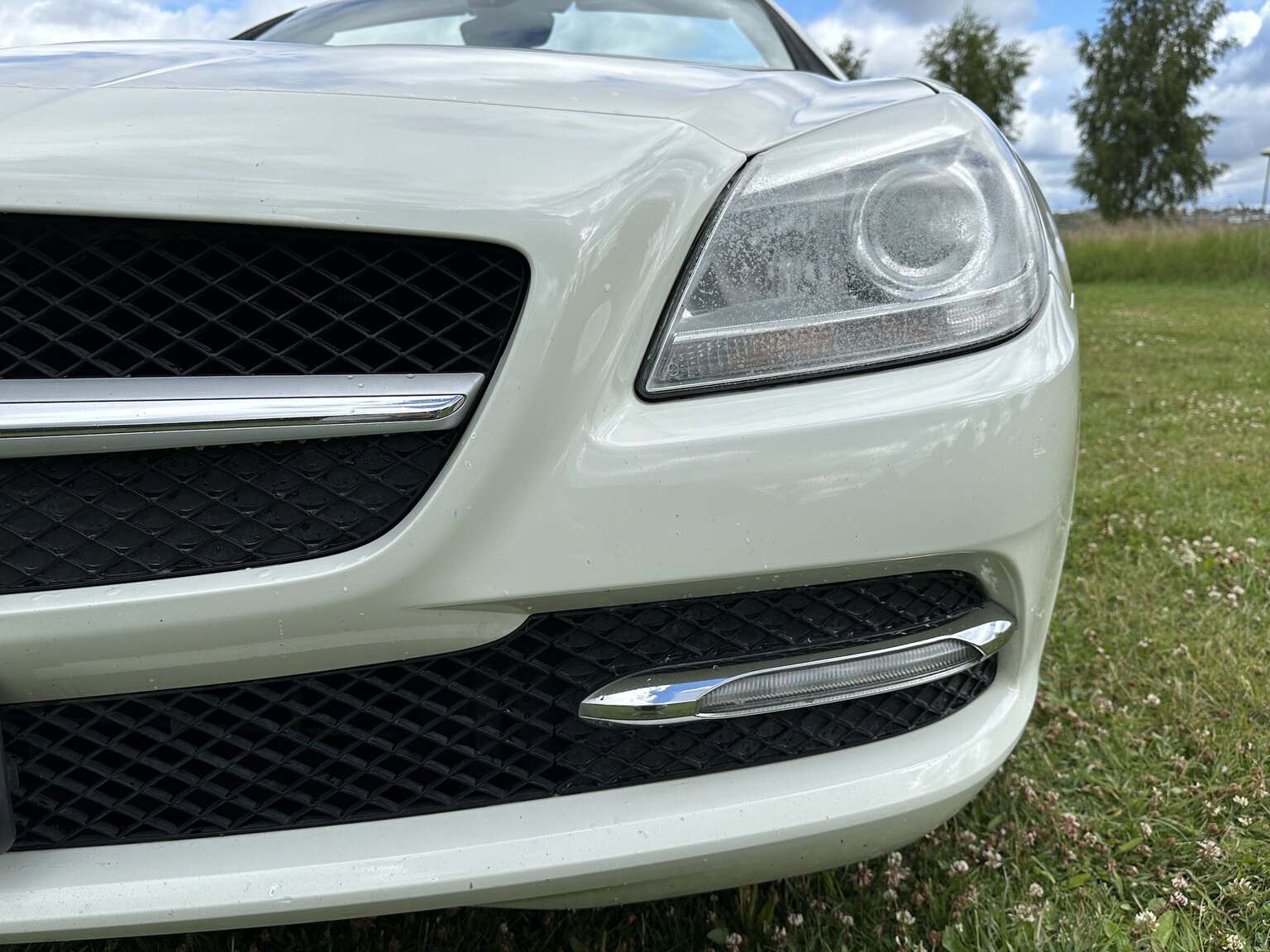 Exteriörbild på 2012 Mercedes-Benz SLK 350