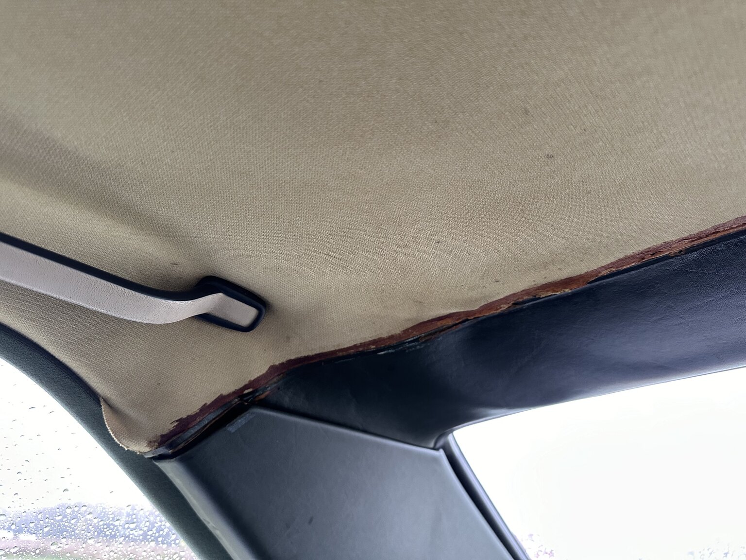Interior image of 1983 Mercedes-Benz 500 SEC