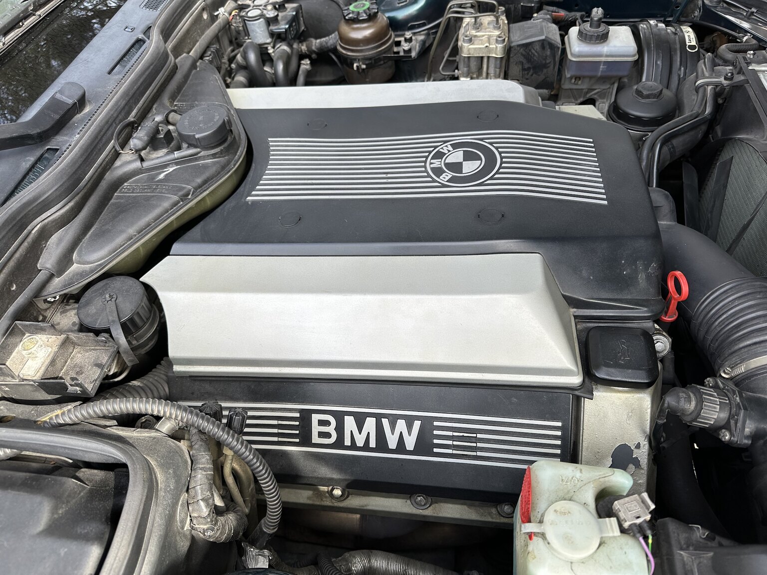 1992 BMW 740iA, Mekanik