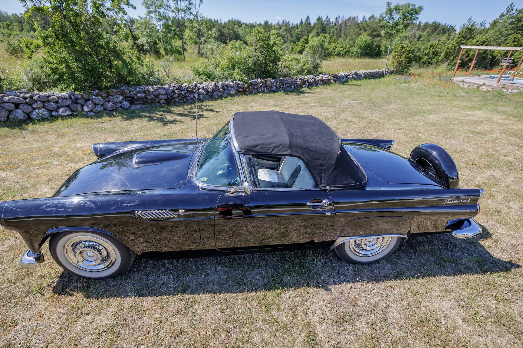 Aussenfoto 1956 Ford Thunderbird