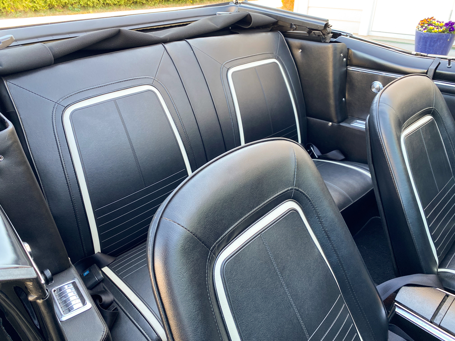 Interiörbild 1967 Chevrolet Camaro 383ci Convertible (27)