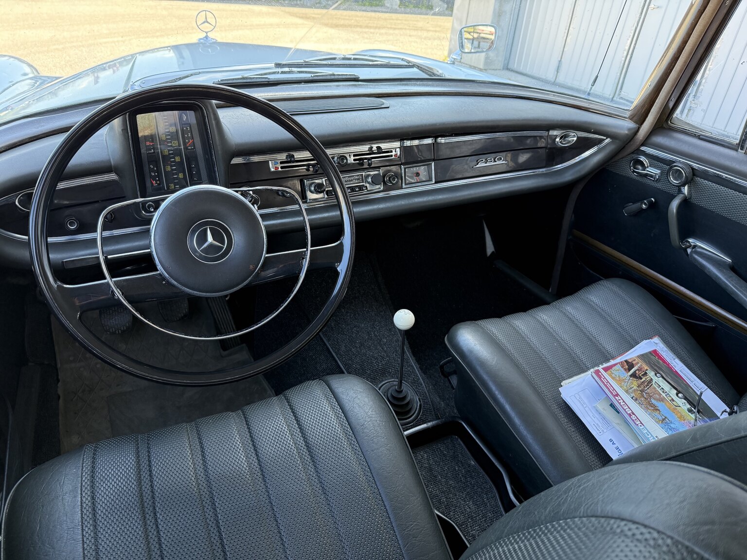 Interior image of 1967 Mercedes-Benz 230 Safari