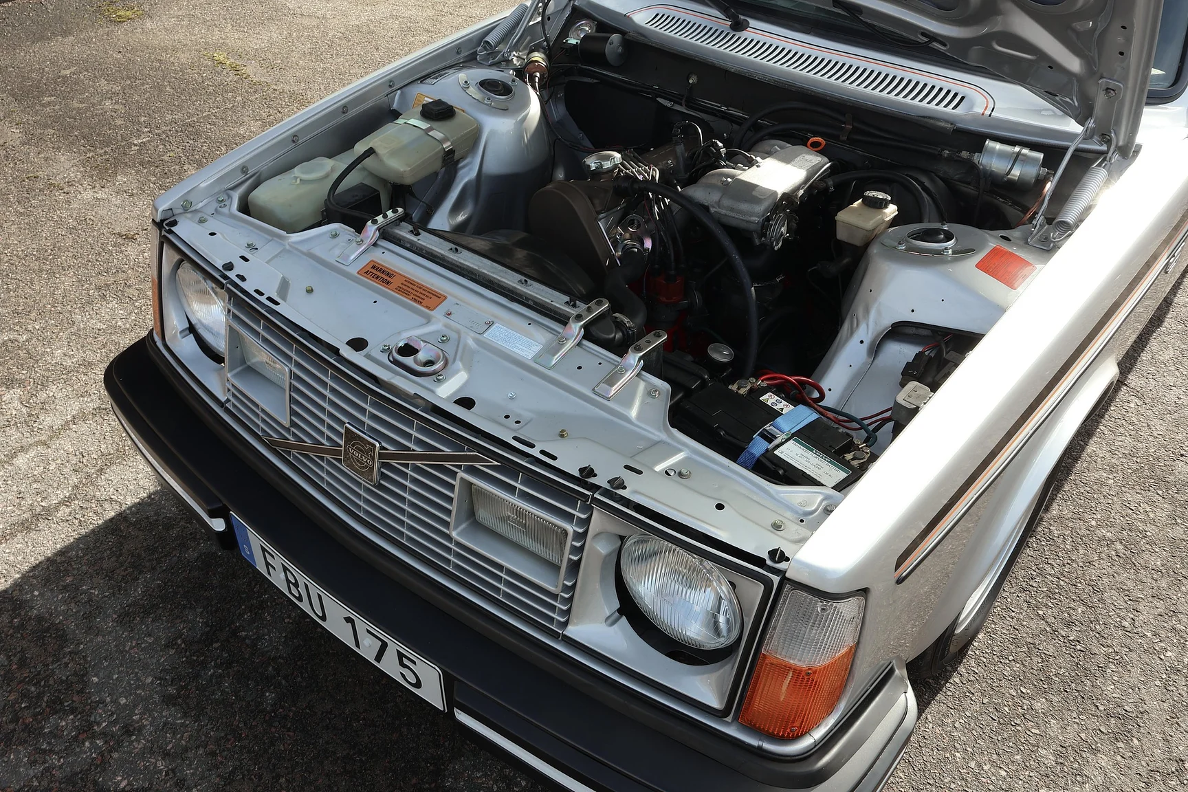 Image of 1978 Volvo 242 GT mechanics (4)
