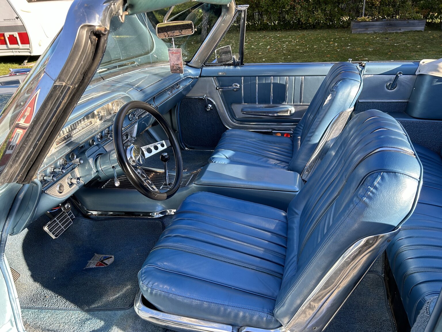 Interior image of 1962 Ford Galaxie 500 XL Sunliner