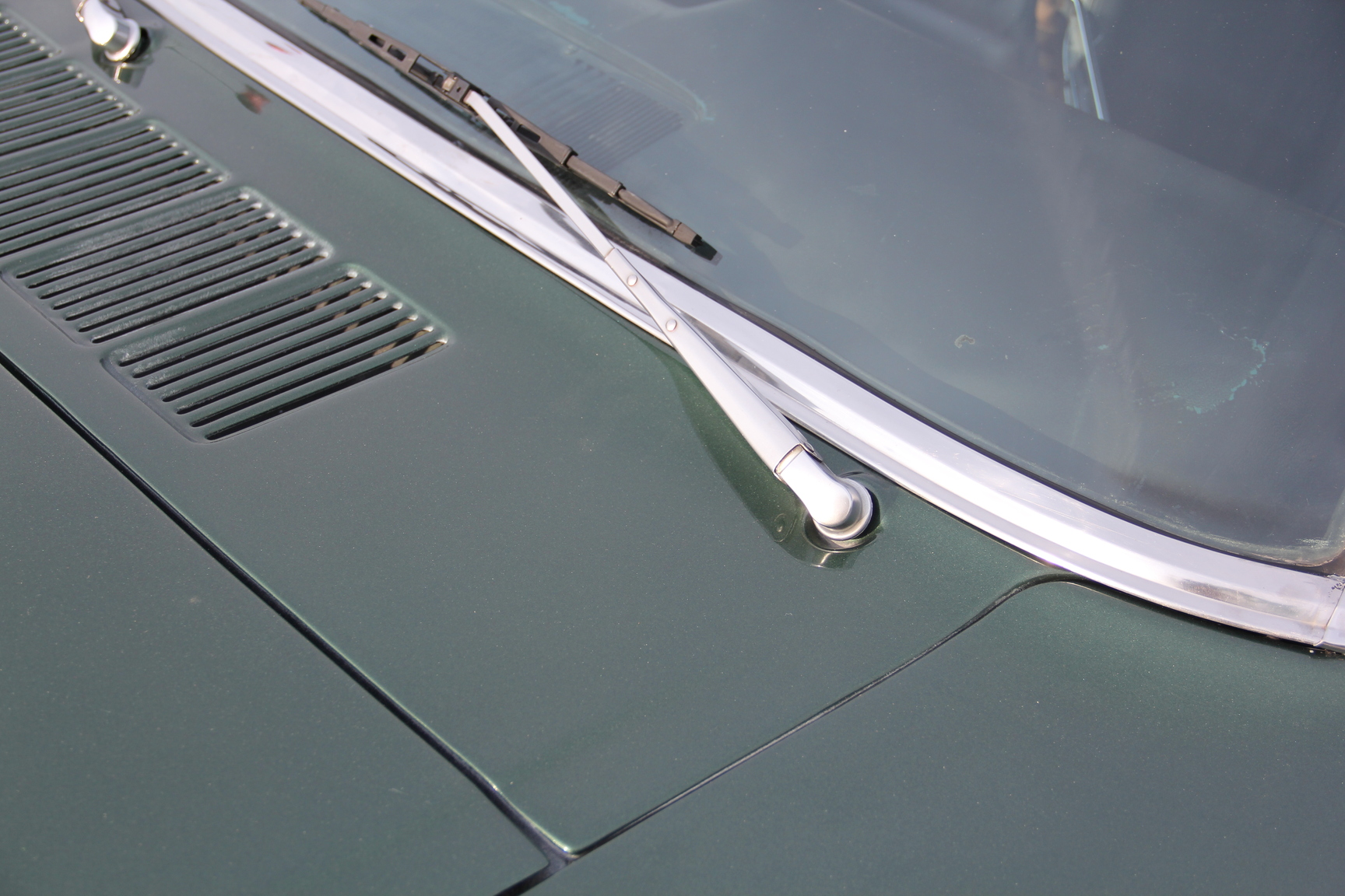 Exterior image of 1966 Ford Mustang Fastback GT-clone (17)