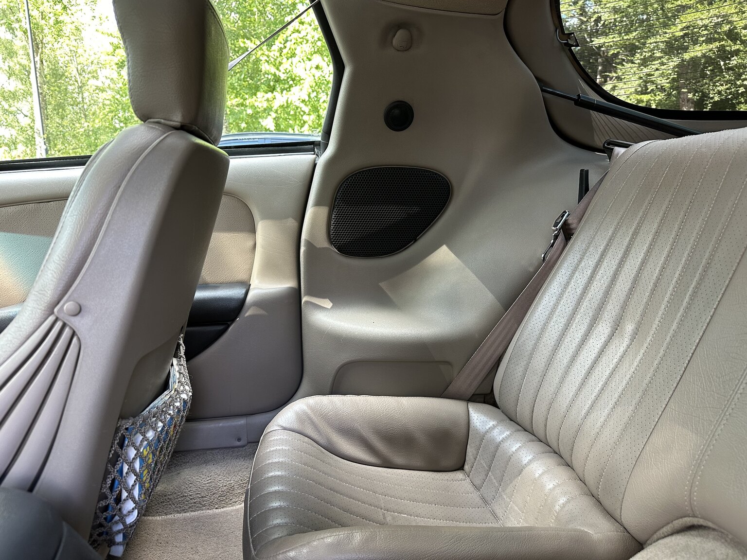 Interiörbild 2000 Pontiac TransAm Firebird (10)